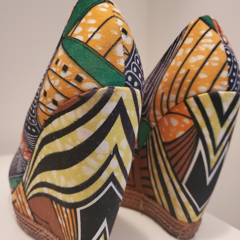 Tropical Aldo Wedges Womens Size 7.5 Great Summer or a Vacation